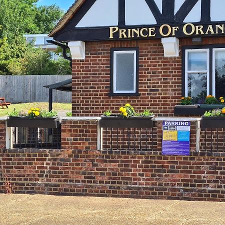 Prince Of Orange Hotell Gravesend Exteriör bild